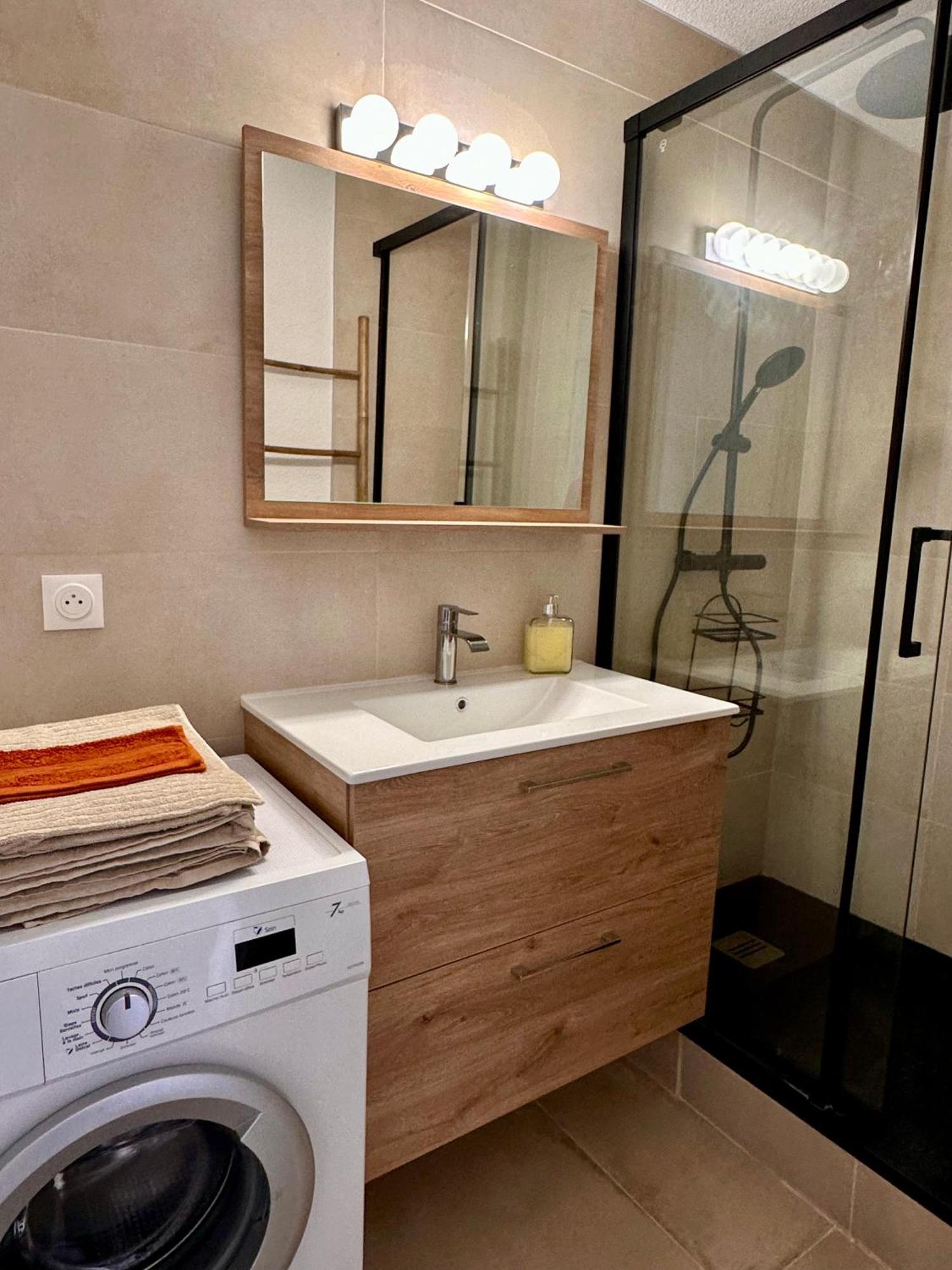 Evasion Setoise - Appartement Avec Balcon Vue Marina, Climatise, Parking - Situe A 200M De La Plage Сет Екстериор снимка